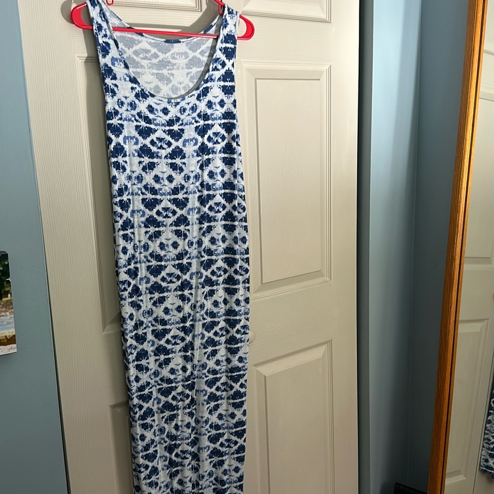 Maternity maxi dress